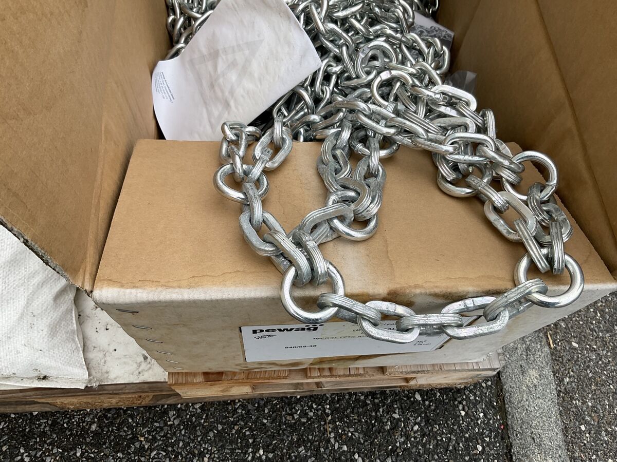 U 3689 Universal 540/65-38 2