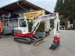 Takeuchi TB 235 mit Powertilt