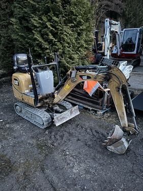 CAT 300.9