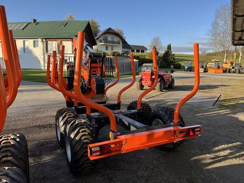 MTM Forest 10TX S60 mit MTM 7100 Kran