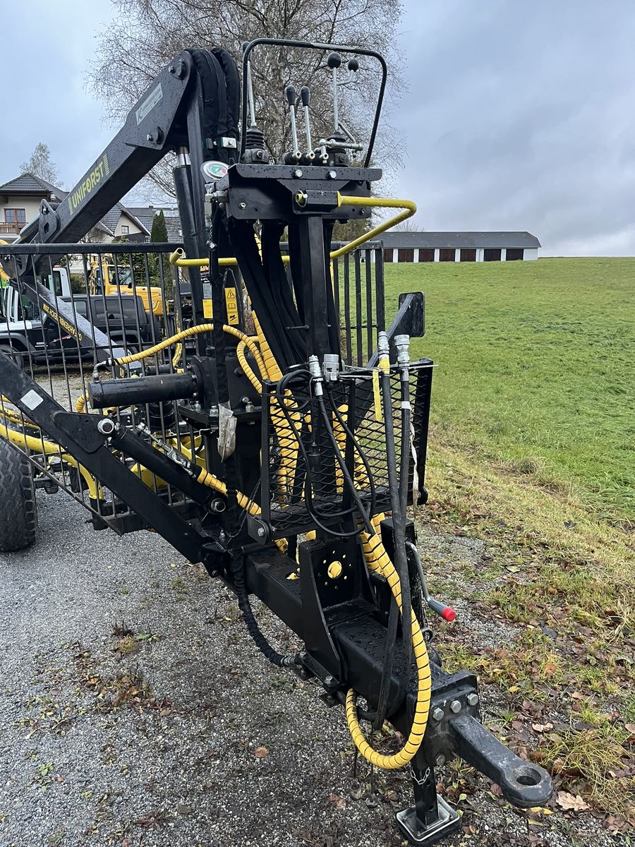 Uniforst Micro 52  3