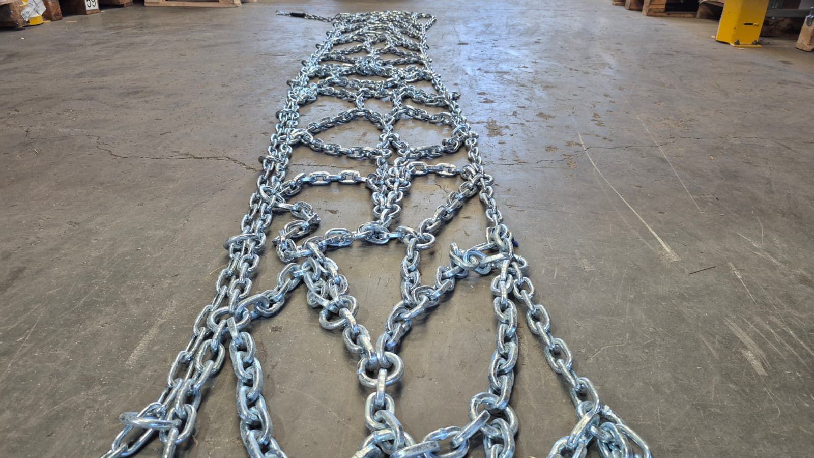 Veriga TM 840-8 420/70-30 3