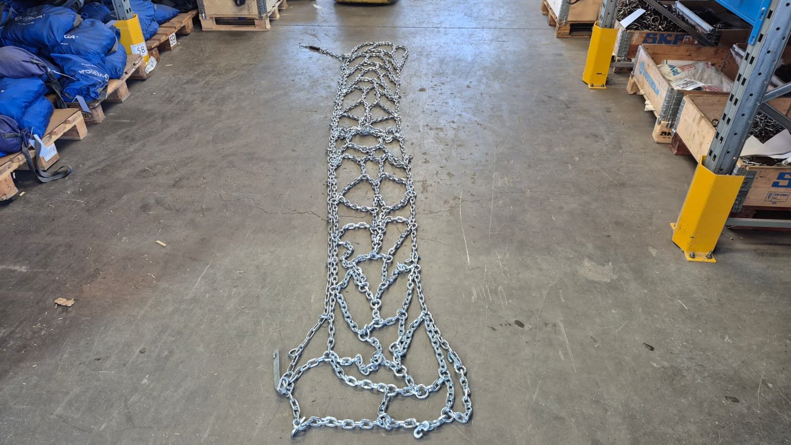 Veriga TM 840-8 420/70-30 1