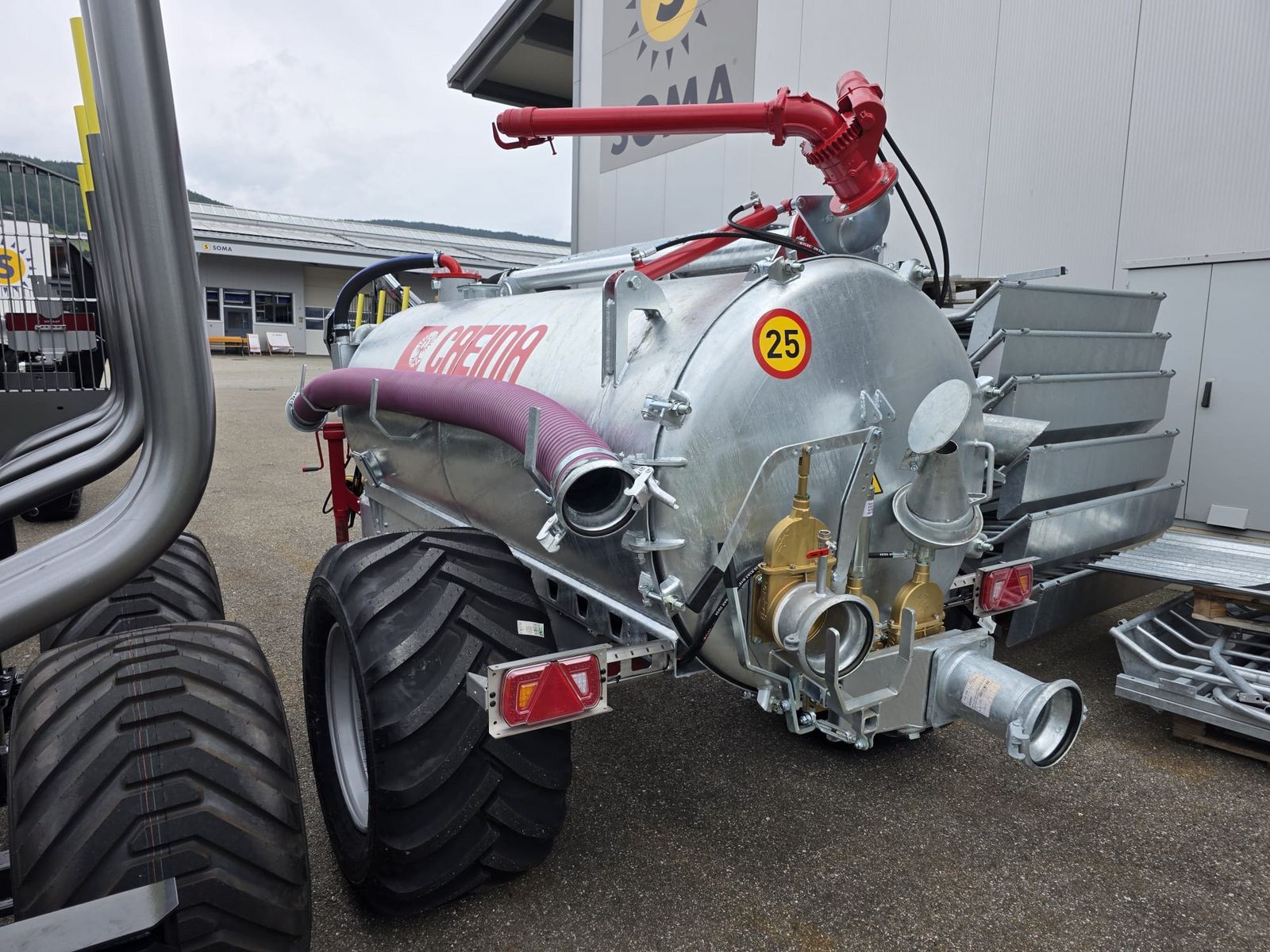 Creina CGKC 3200 - Werferfass 3