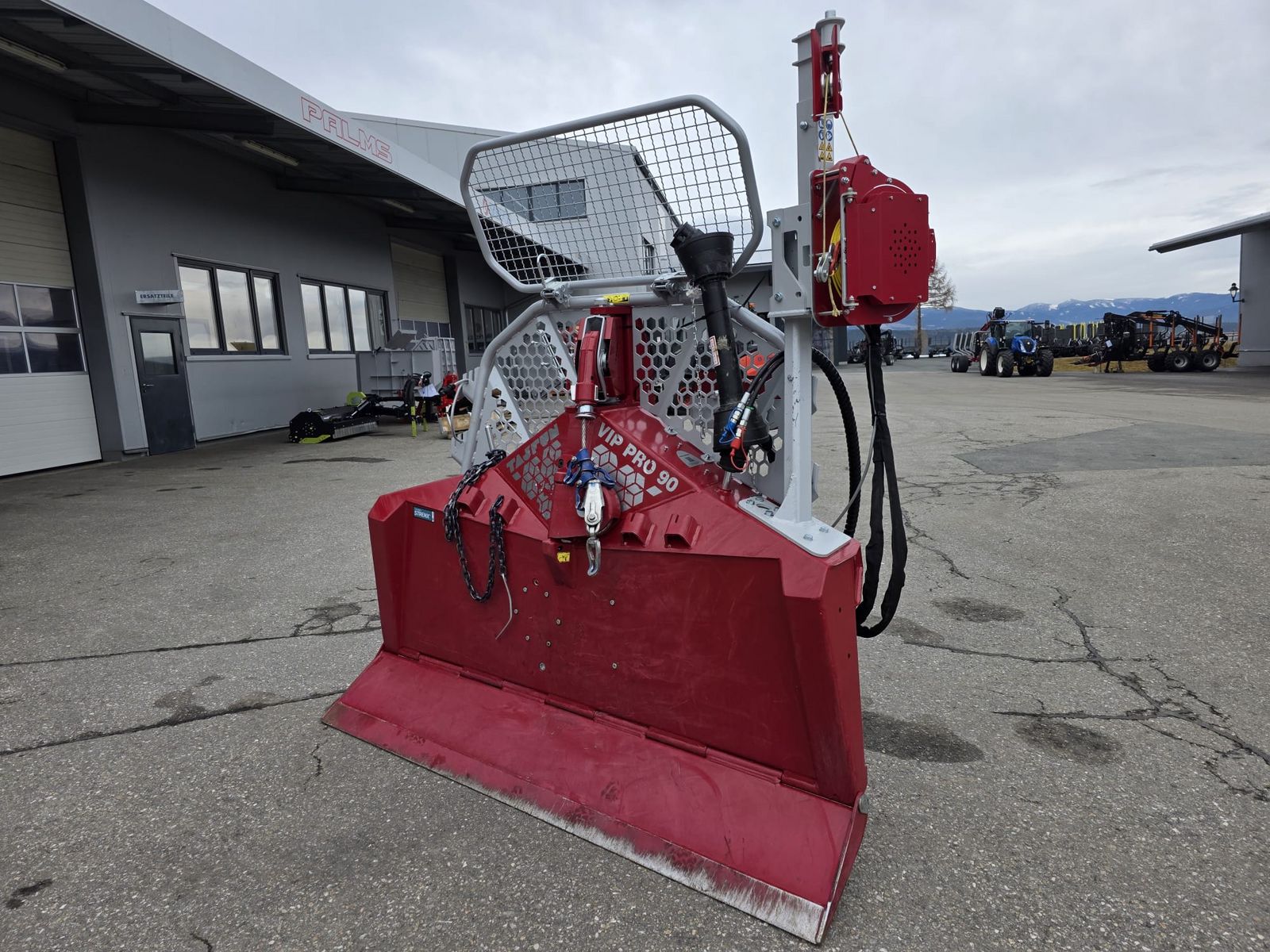 Tajfun VIP Pro 90 mit Hilfswinde 3