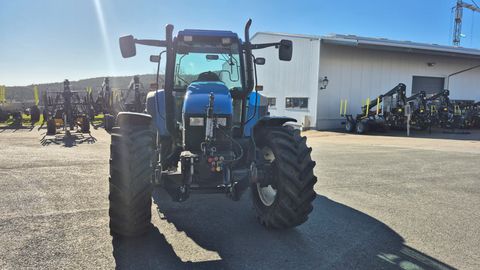 New Holland TS 115