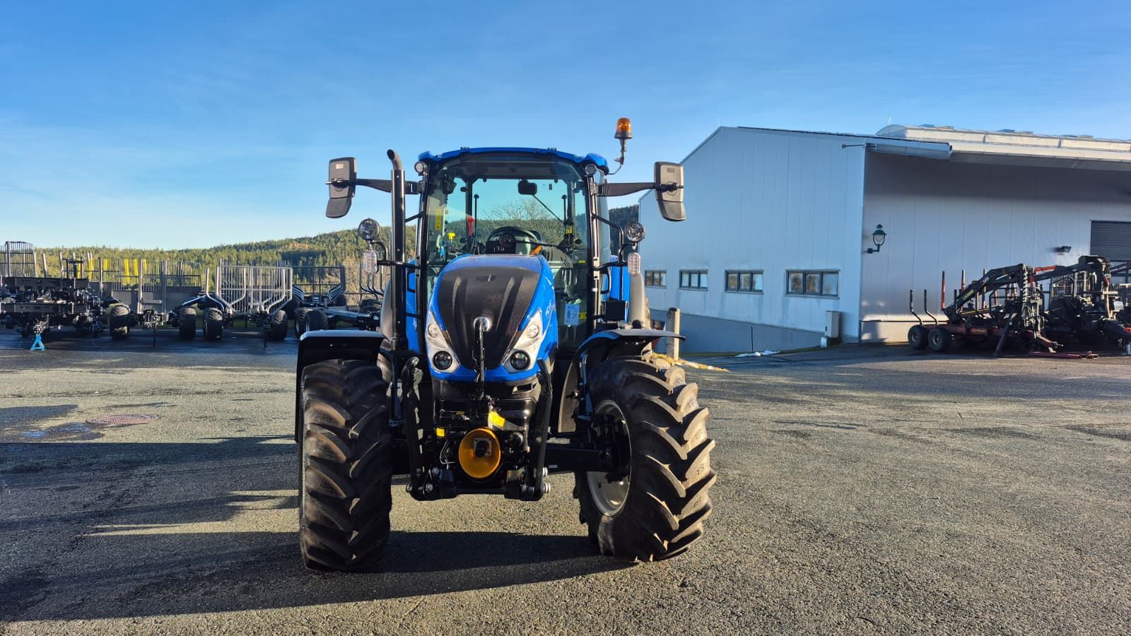 New Holland T5.100 Dual Command 3