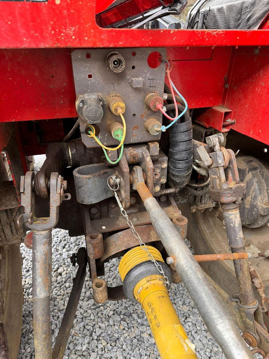 Massey Ferguson 273-4 3