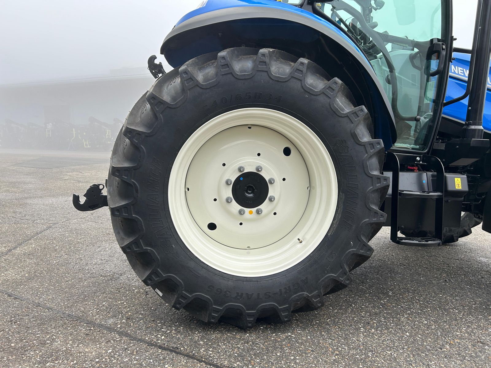 New Holland T5.100 Dual Command 3