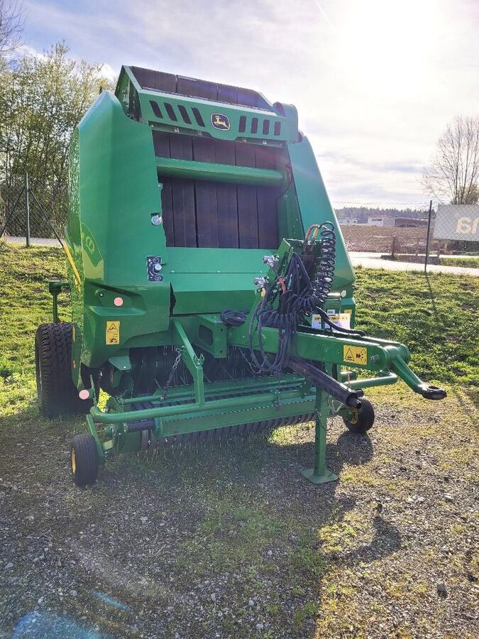 John Deere V461M 3