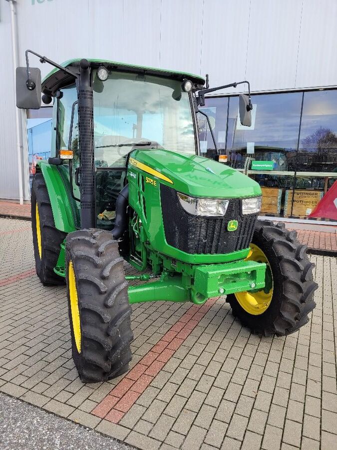 John Deere 5075 E 3