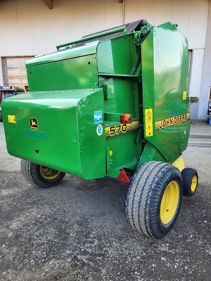 John Deere 570 3
