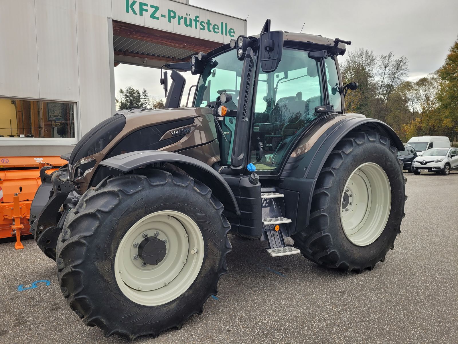 Valtra N175 Direct 1