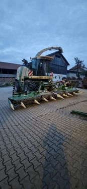 Krone BiG X V 8
