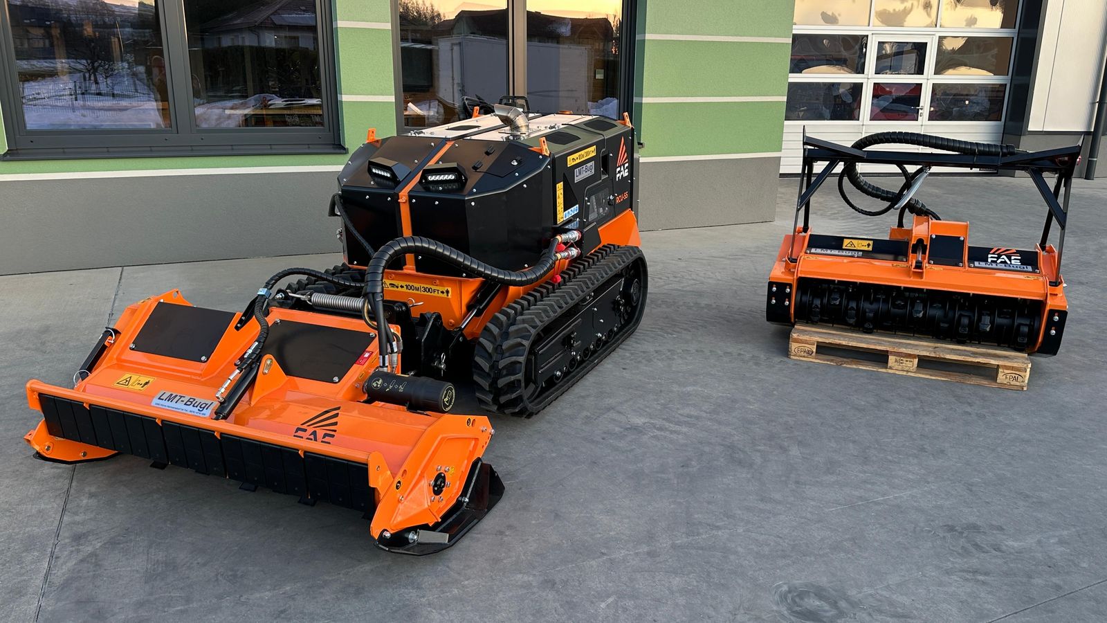 FAE RCU55 - Ferngesteuertes Raupenfahrzeug 3