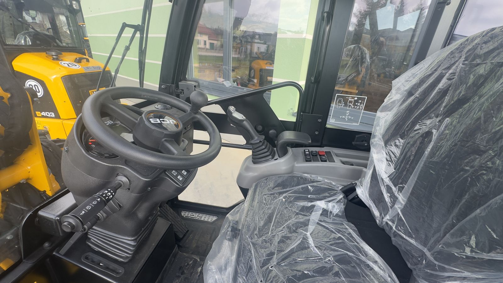 JCB 403 AGRI-PLUS 2