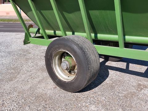 ContainerXL E 1100 mit Austragungschnecke