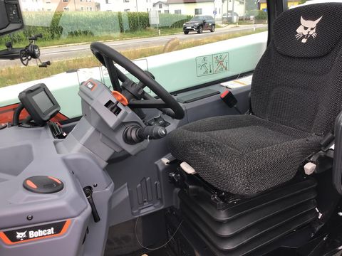 Bobcat T 35.105 mit Nivauausgleich