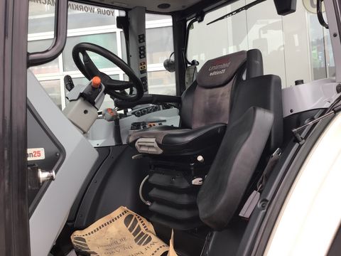 Valtra A 104