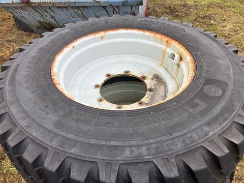 Nokian Kommunalräder zu Steyr CVT 6145 ECO