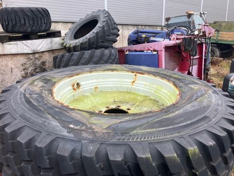 Nokian Kommunalräder zu Steyr CVT 6145 ECO