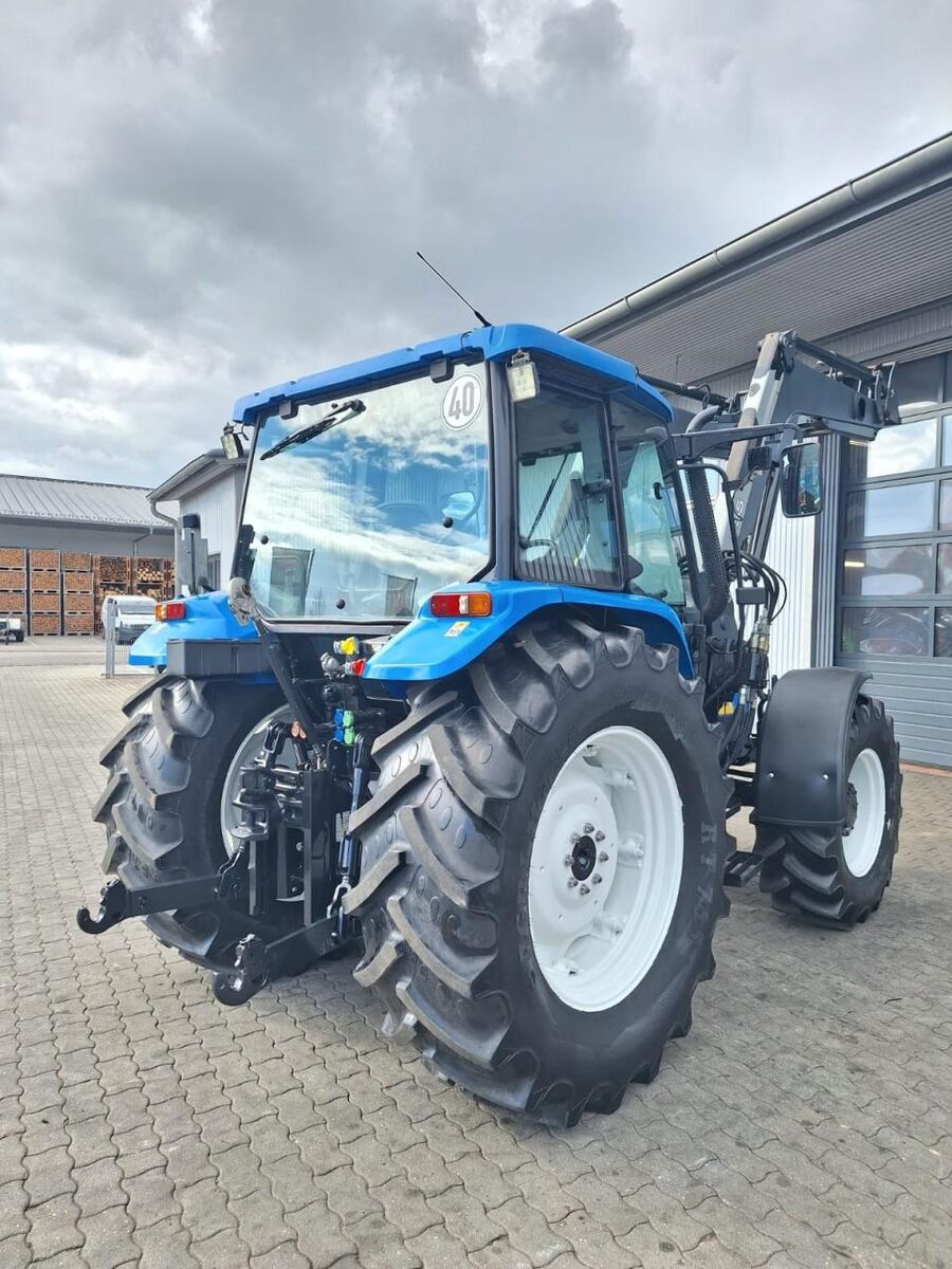 New Holland TL 100 A 3