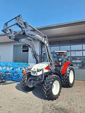Steyr 4100 Plus