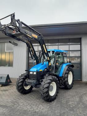 New Holland TS 100