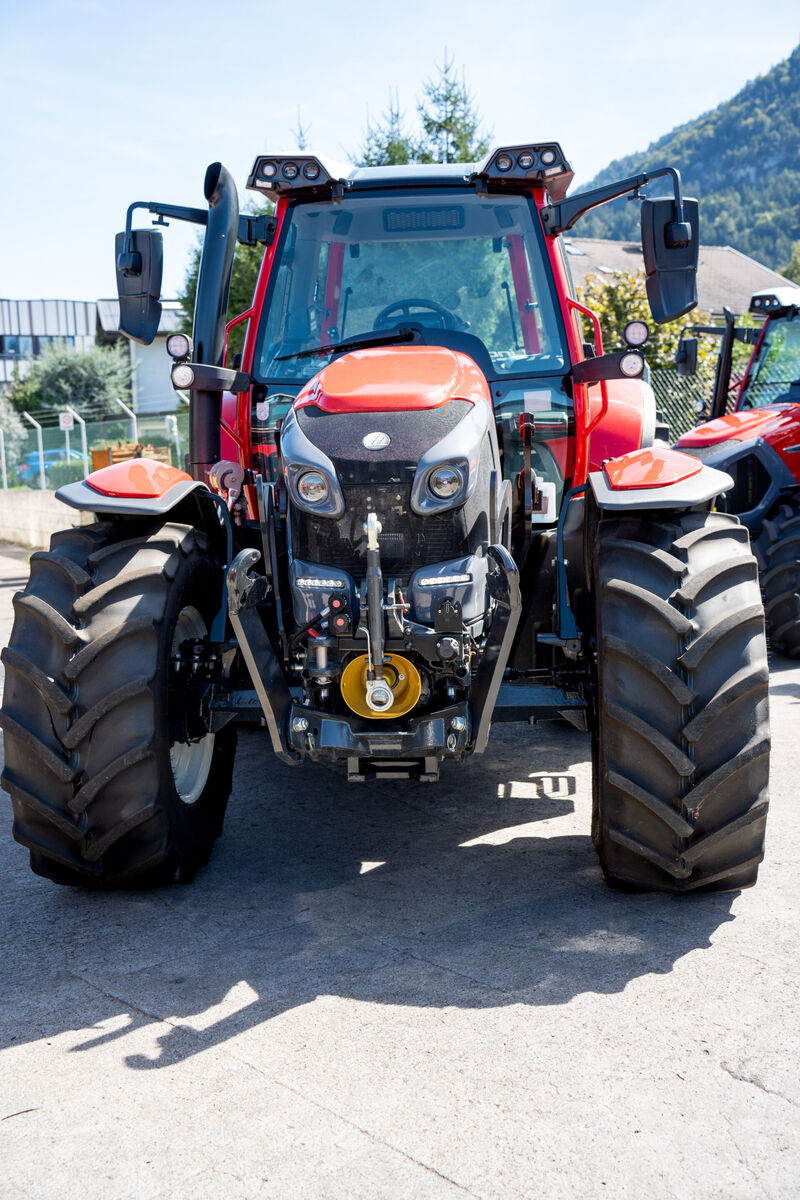 Lindner Lintrac 130 3