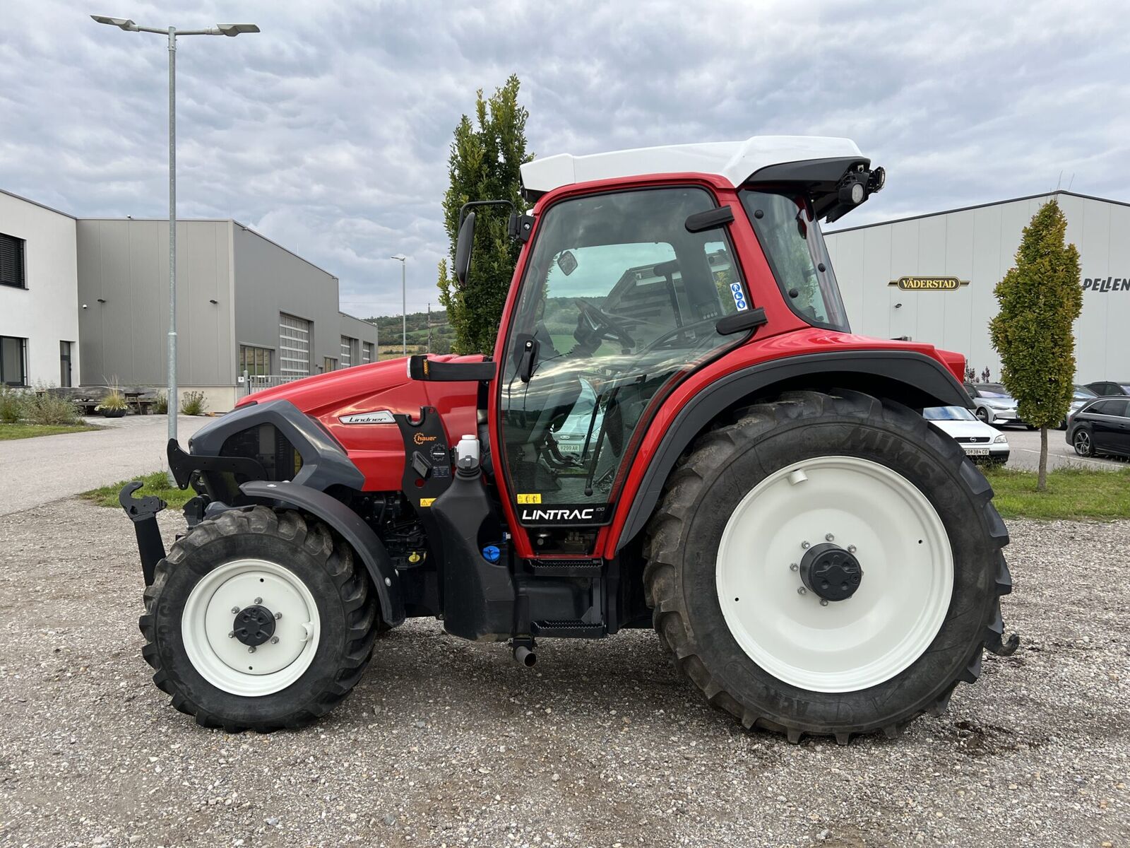 Lindner Lintrac 100 3