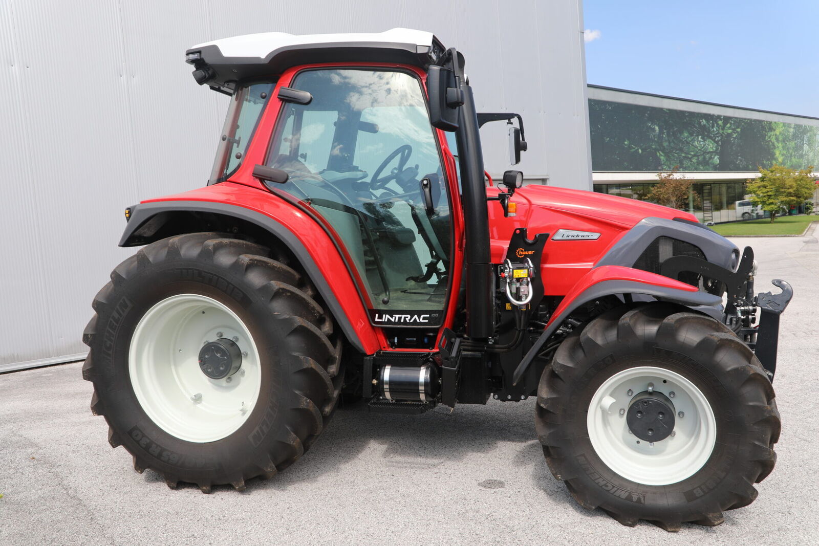 Lindner Lintrac 100 2