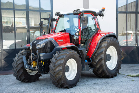 Lindner Lintrac 130