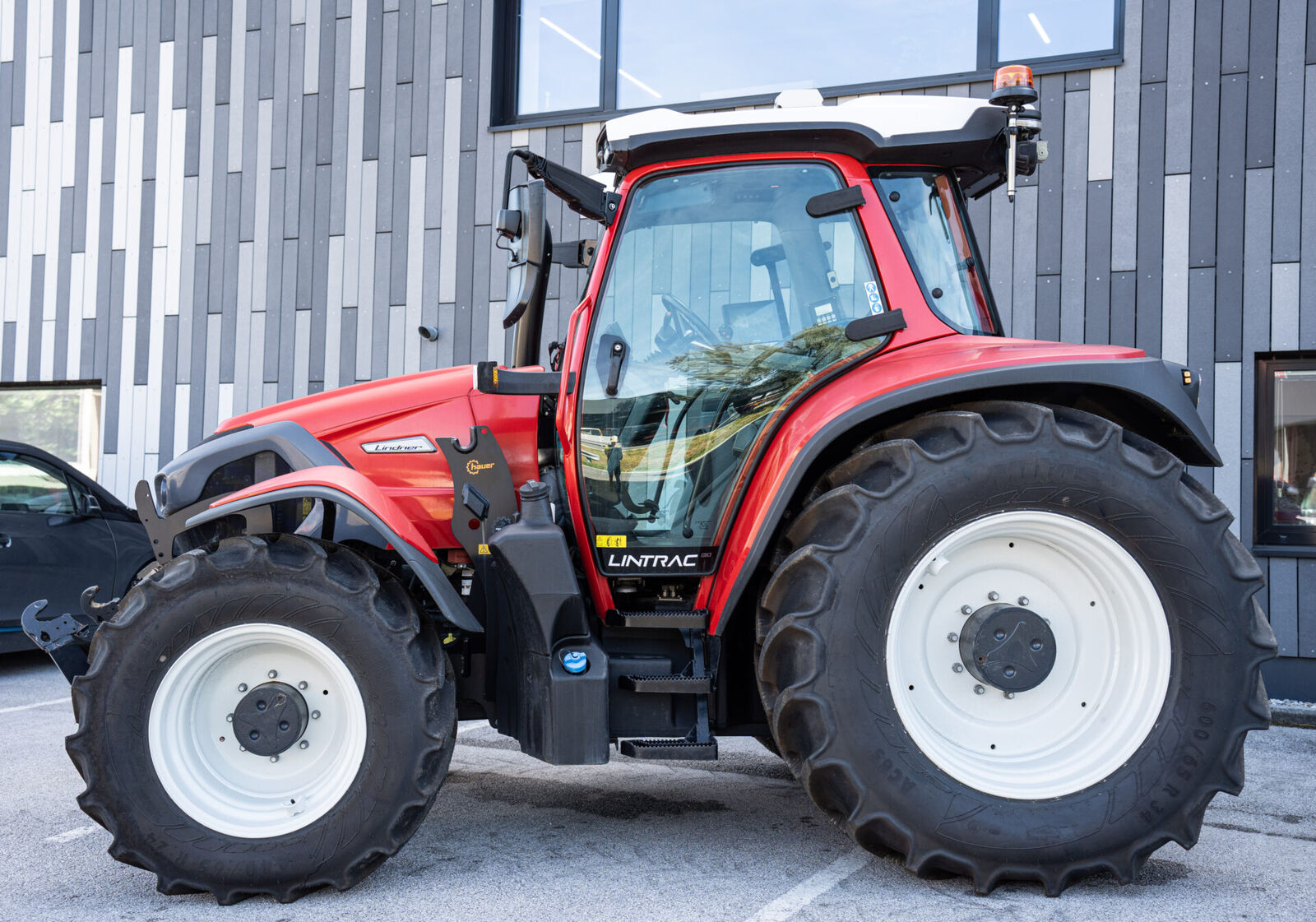 Lindner Lintrac 130 2