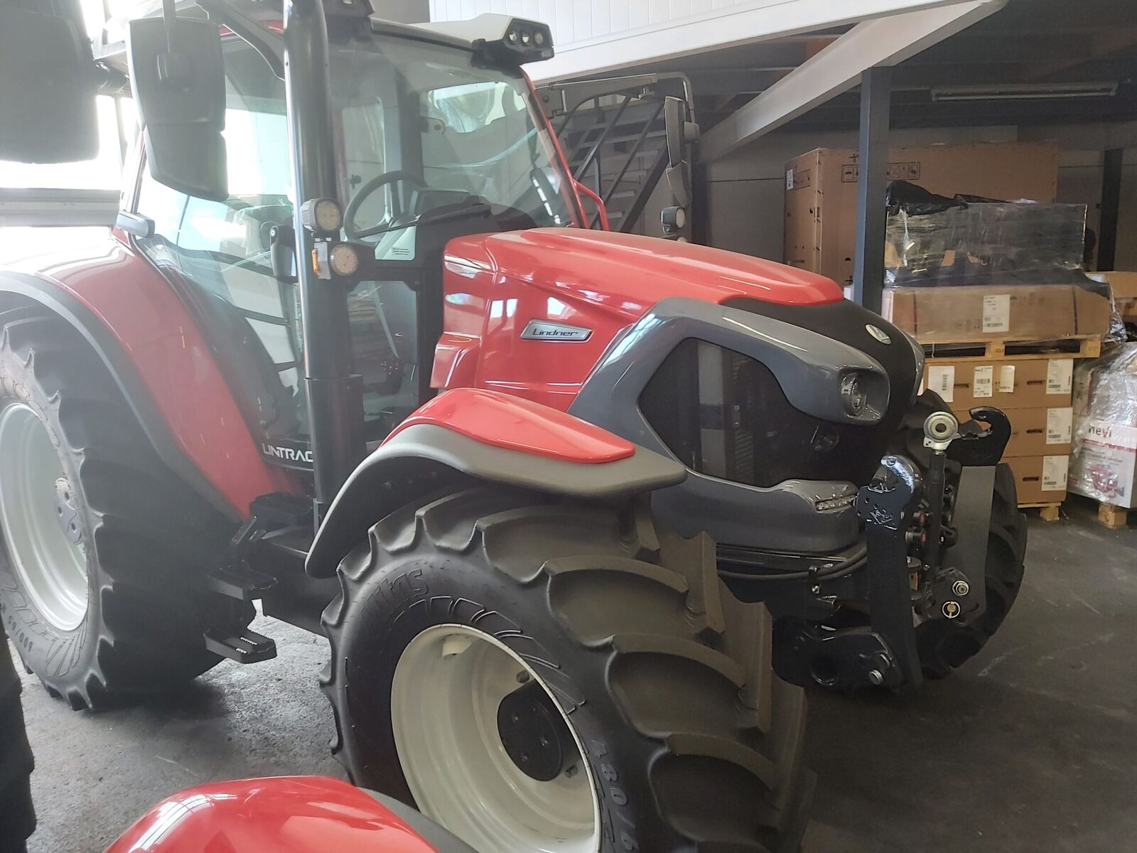 Lindner Lintrac 130 3