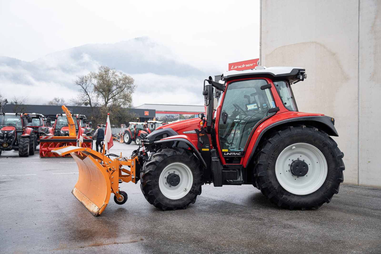 Lindner Lintrac 110 2