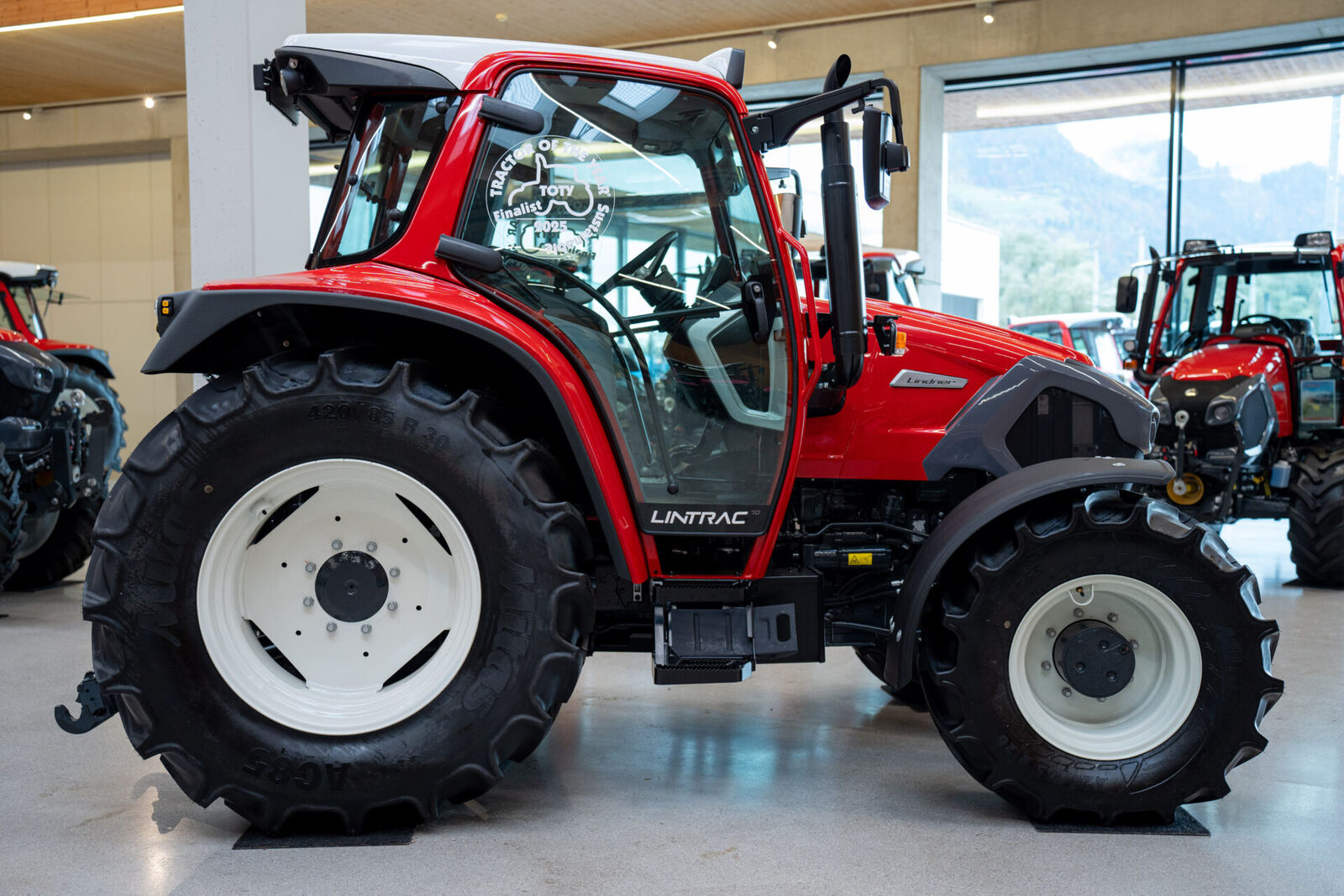 Lindner Lintrac 70 3