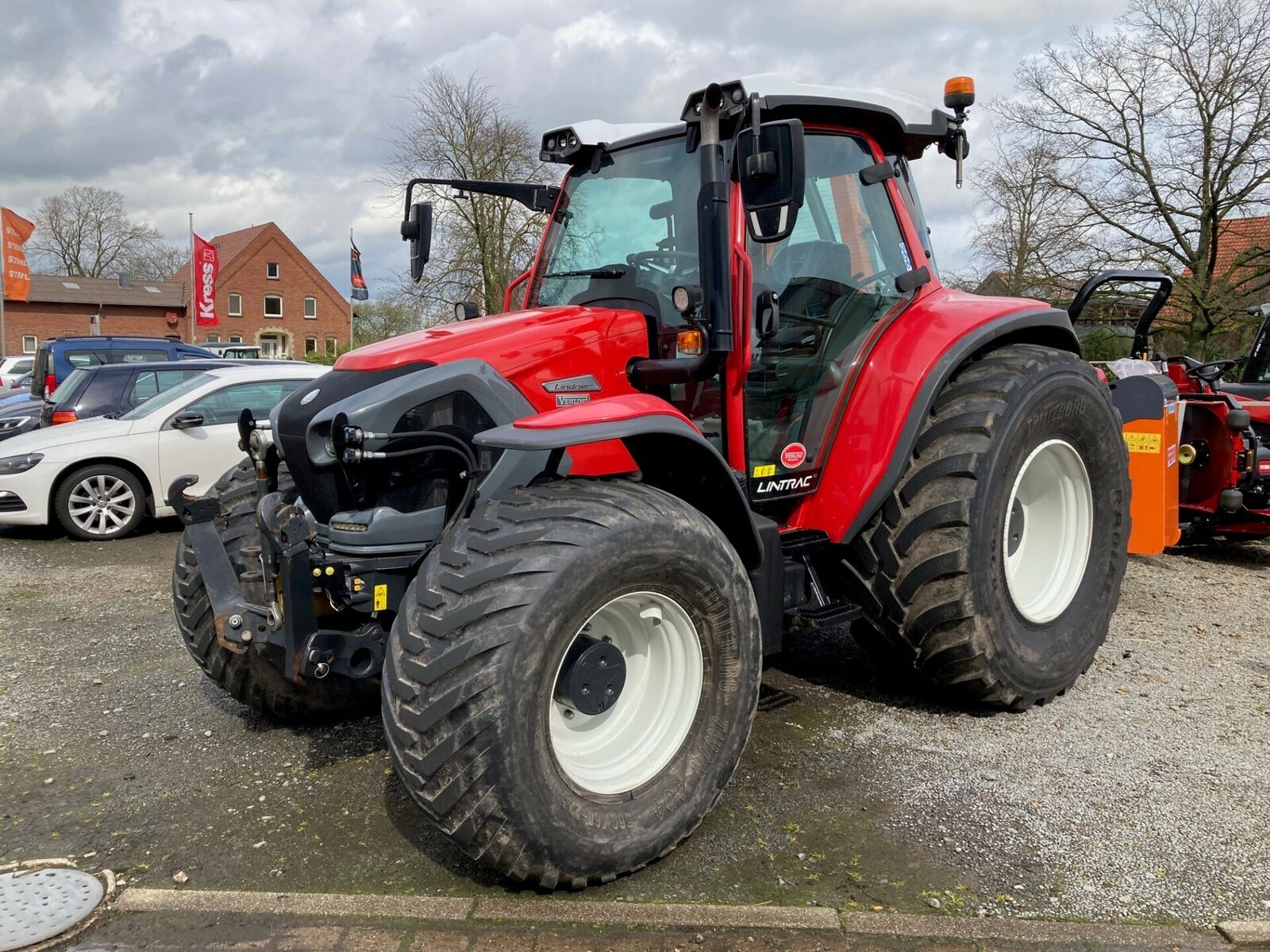 Lindner Lintrac 110 3