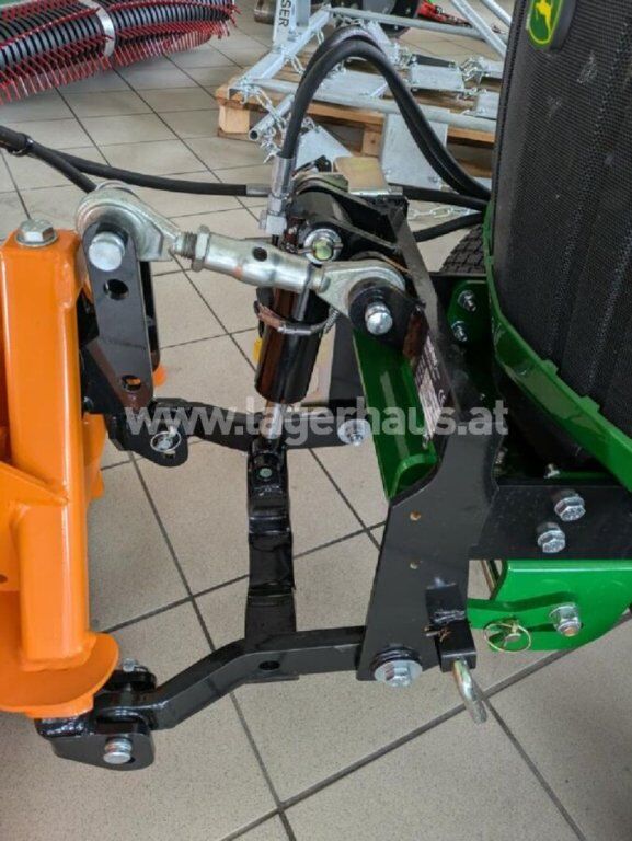 John Deere 1026 R Snow Fox 2