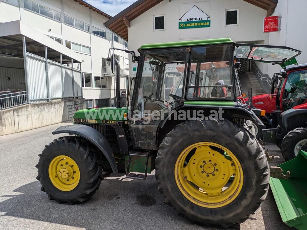 John Deere 1950 2