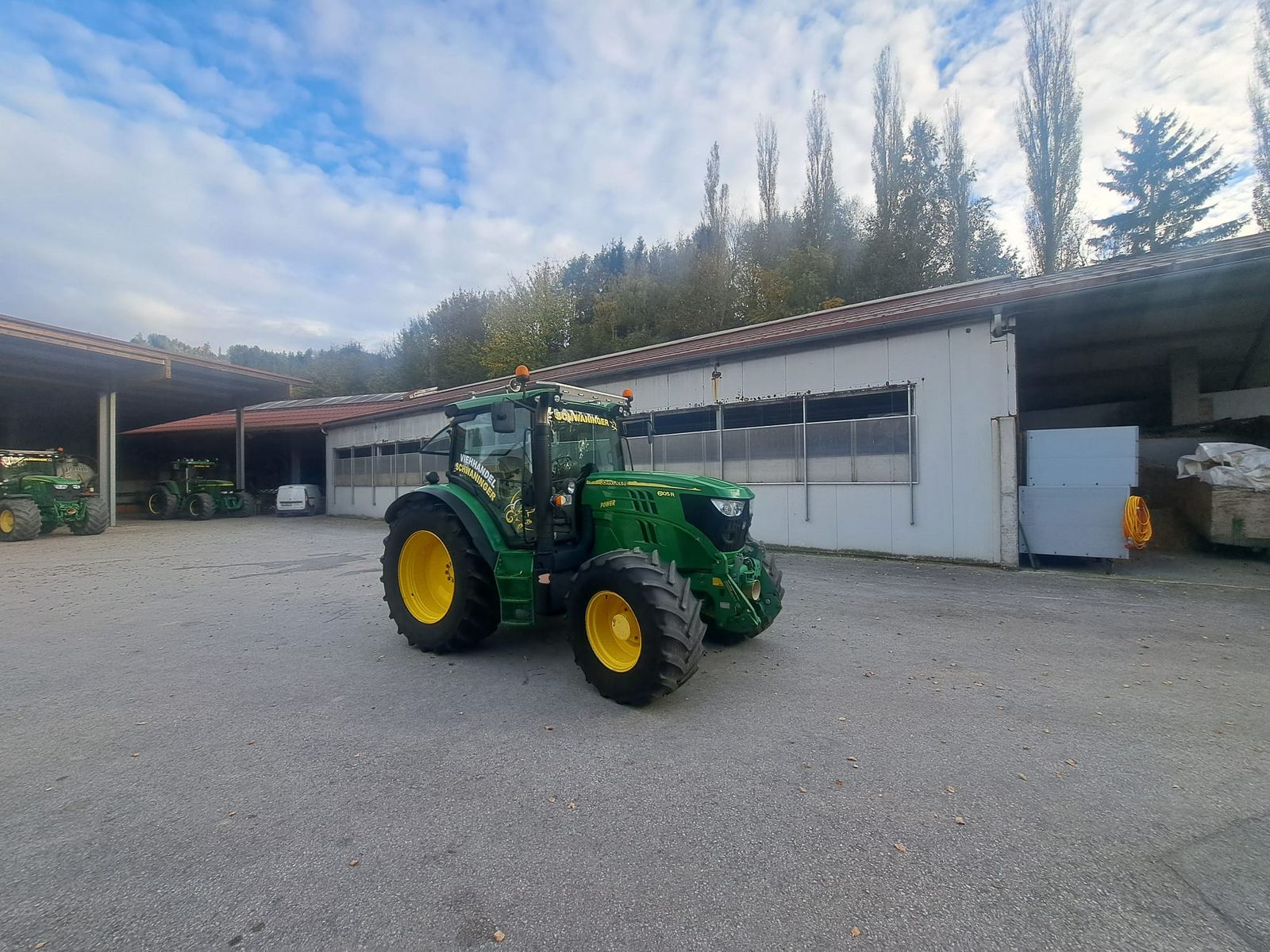 John Deere 6105R 1