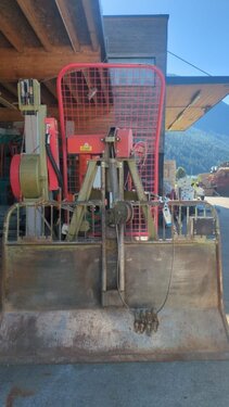 Holzknecht HS 380