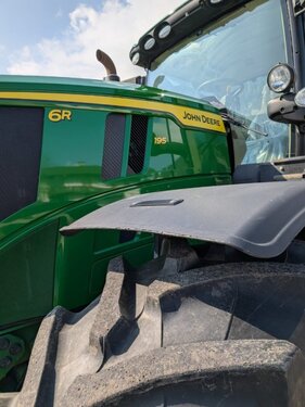 John Deere 6R195