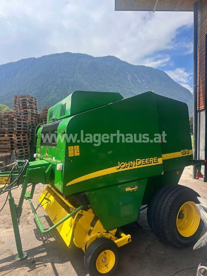 John Deere 578 2