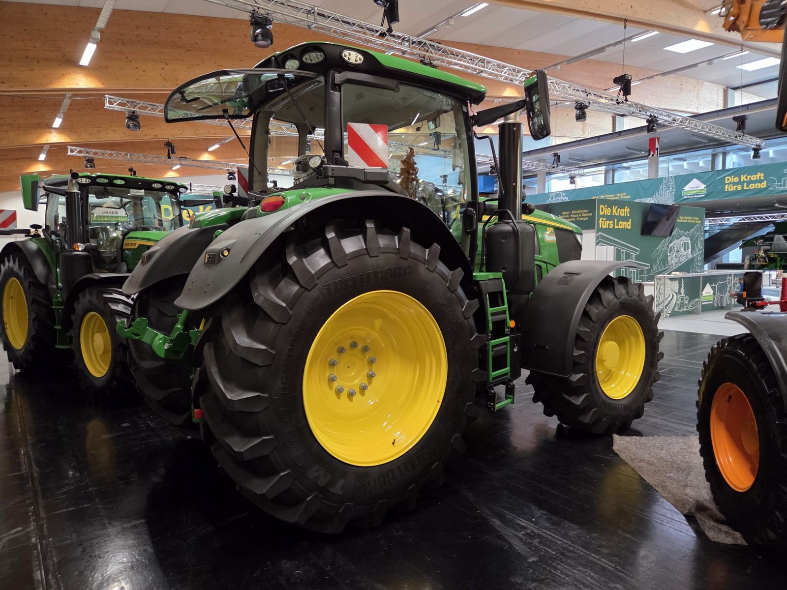 John Deere 6R250 AUTOPOWR 2