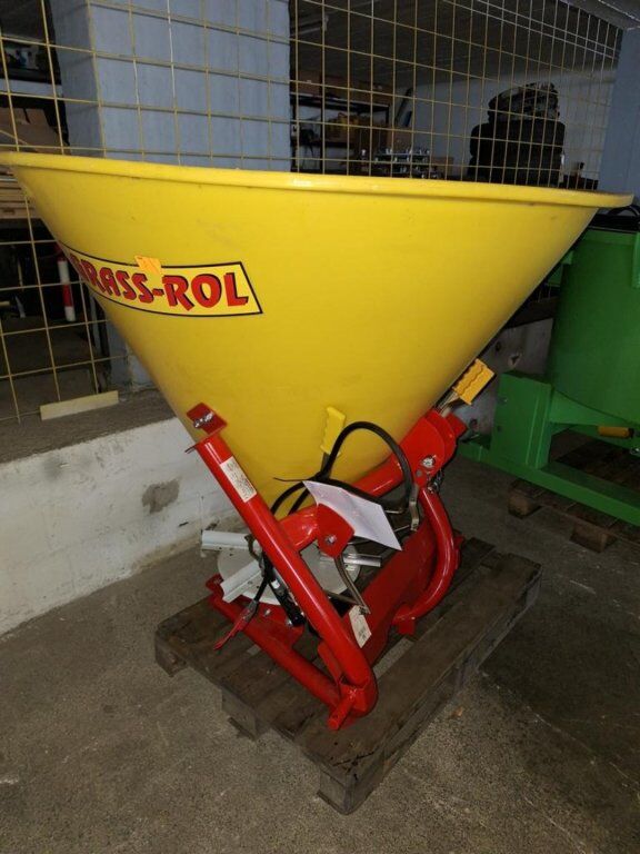 Dungerstreuer 400 Liter 2