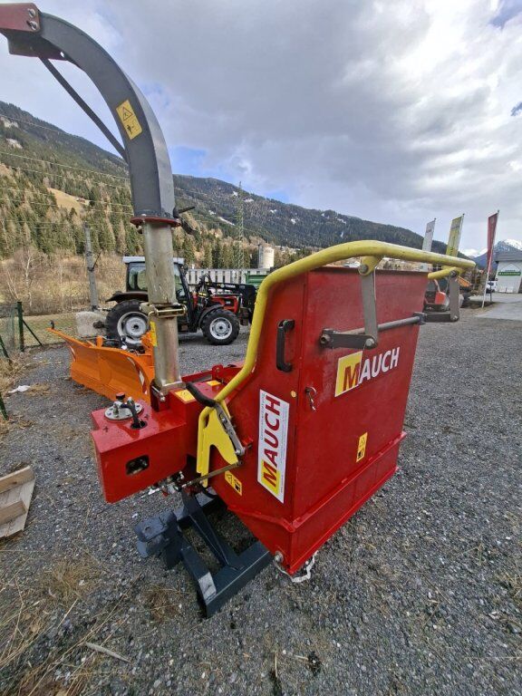 M165 DT Holzhacker 2