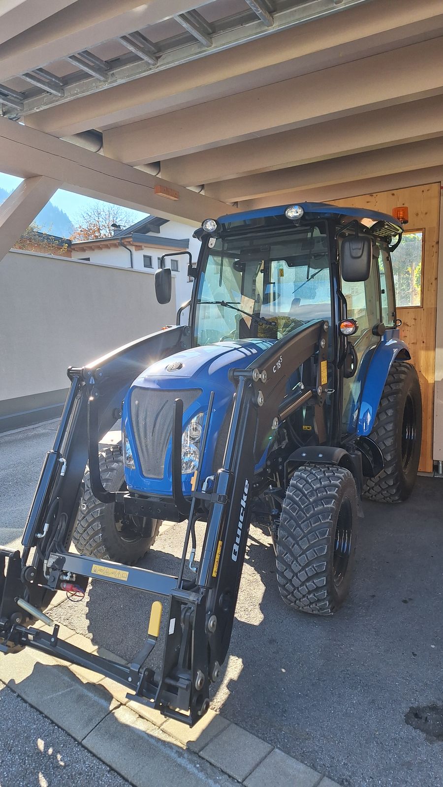 New Holland Boomer 50  2