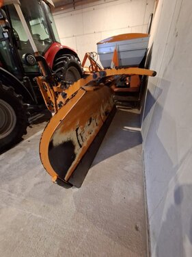 Hauer Schneepflug 280