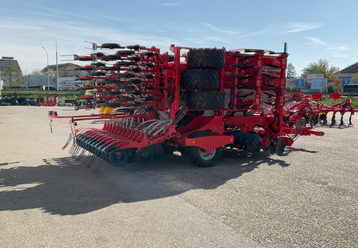 Pöttinger Terrasem V6000D 3