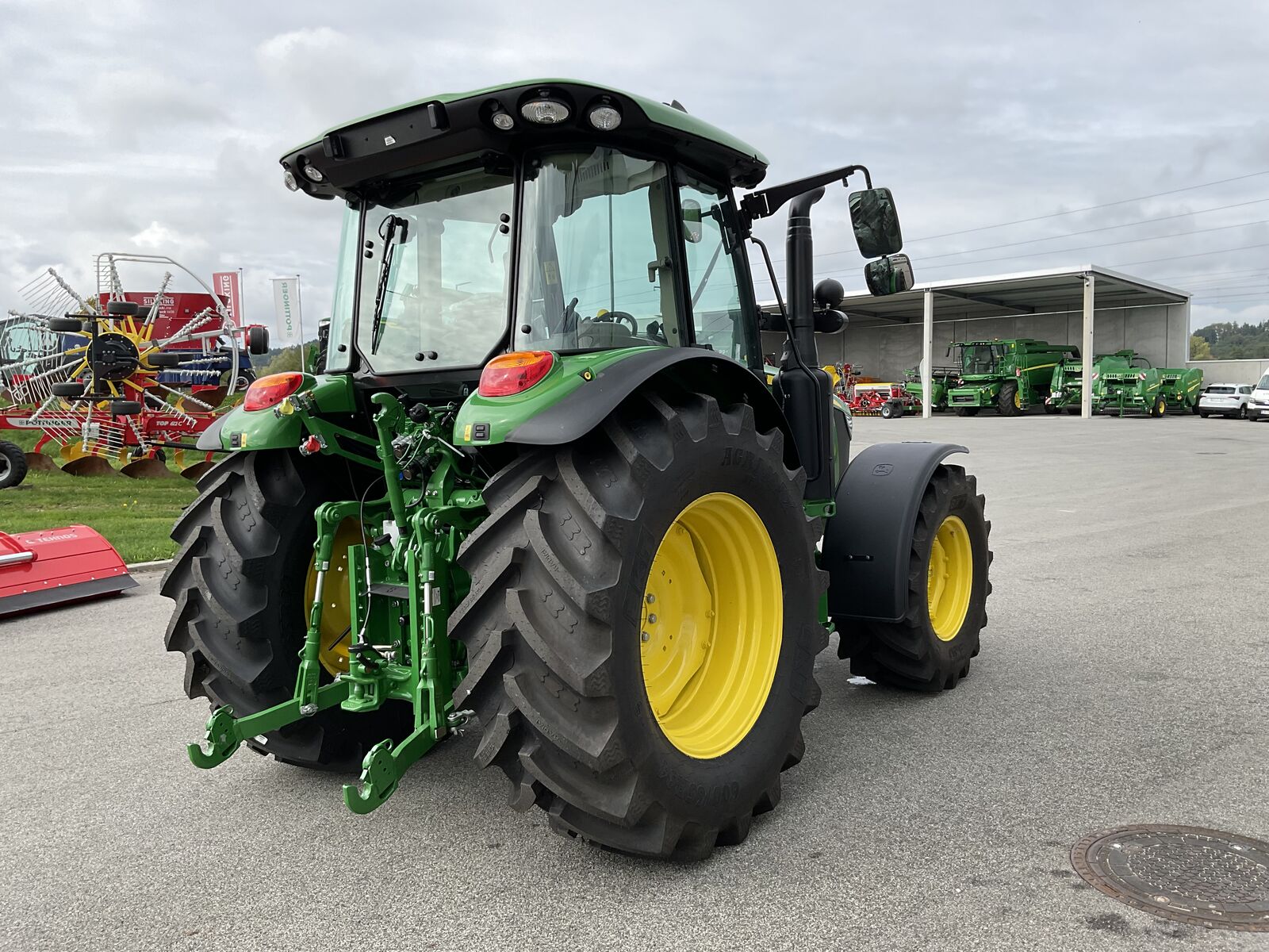 John Deere 5095M 3